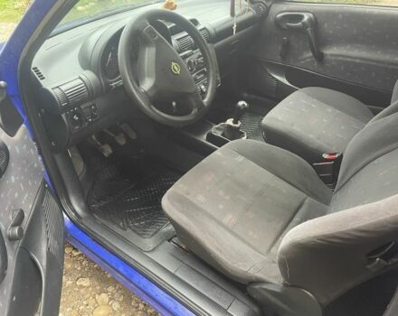 Синий Опель Корса, объемом двигателя 1.2 л и пробегом 190 тыс. км за 1700 $, фото 12 на Automoto.ua