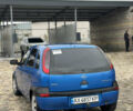 Синий Опель Корса, объемом двигателя 1.2 л и пробегом 200 тыс. км за 2200 $, фото 3 на Automoto.ua