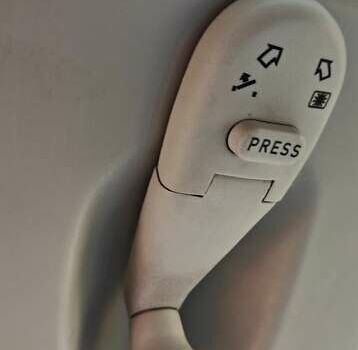 Синій Опель Корса, об'ємом двигуна 0.97 л та пробігом 180 тис. км за 3100 $, фото 8 на Automoto.ua