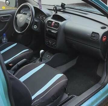 Синій Опель Корса, об'ємом двигуна 0.97 л та пробігом 180 тис. км за 3100 $, фото 9 на Automoto.ua