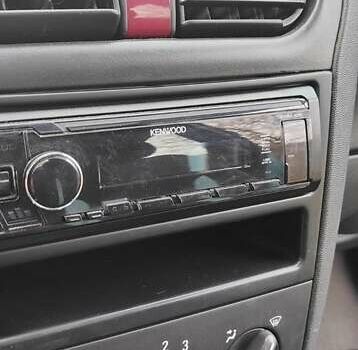 Синій Опель Корса, об'ємом двигуна 0.97 л та пробігом 180 тис. км за 3100 $, фото 21 на Automoto.ua