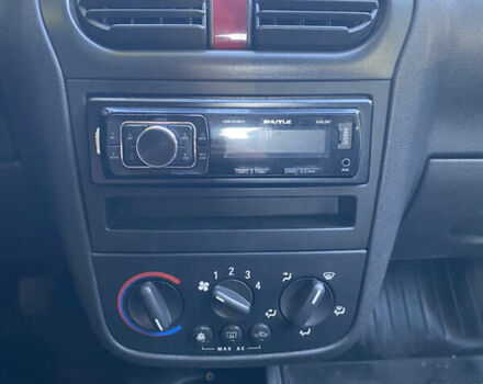 Синий Опель Корса, объемом двигателя 0.97 л и пробегом 238 тыс. км за 3000 $, фото 12 на Automoto.ua