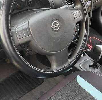 Синій Опель Корса, об'ємом двигуна 0.97 л та пробігом 180 тис. км за 3100 $, фото 5 на Automoto.ua