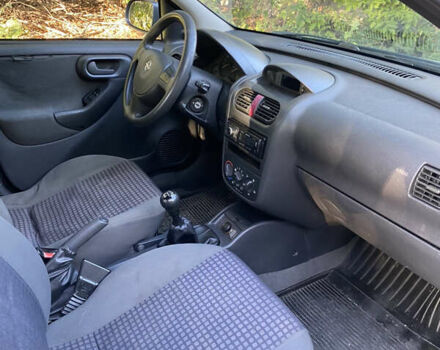 Синий Опель Корса, объемом двигателя 0.97 л и пробегом 238 тыс. км за 3000 $, фото 8 на Automoto.ua