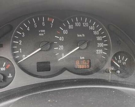 Синій Опель Корса, об'ємом двигуна 0.97 л та пробігом 180 тис. км за 3100 $, фото 4 на Automoto.ua