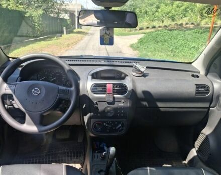 Синій Опель Корса, об'ємом двигуна 1.2 л та пробігом 180 тис. км за 3201 $, фото 5 на Automoto.ua