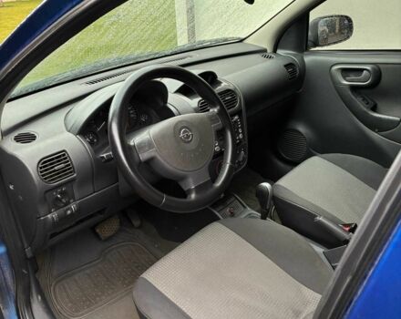 Синий Опель Корса, объемом двигателя 1.2 л и пробегом 255 тыс. км за 3600 $, фото 3 на Automoto.ua