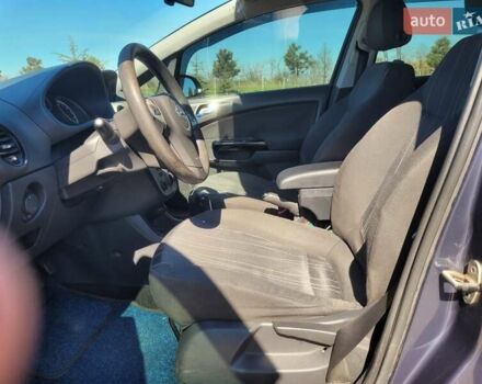 Синий Опель Корса, объемом двигателя 1.23 л и пробегом 227 тыс. км за 4400 $, фото 4 на Automoto.ua