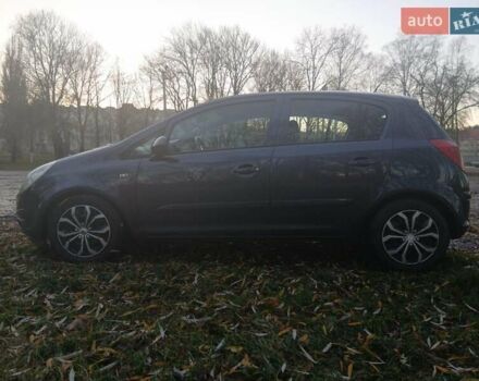 Синий Опель Корса, объемом двигателя 1.36 л и пробегом 253 тыс. км за 5000 $, фото 4 на Automoto.ua