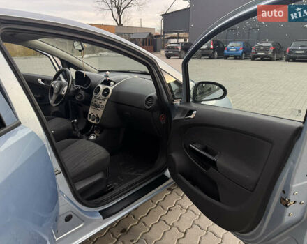 Синий Опель Корса, объемом двигателя 1.2 л и пробегом 214 тыс. км за 4599 $, фото 15 на Automoto.ua