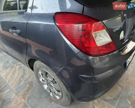 Опель Корса 2008 у Києві на Automoto.ua Синій Опель Корса, об'ємом двигуна 1.23 л та пробігом 180 тис. км за 3500 $, фото 7 на Automoto.ua