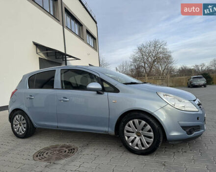 Синий Опель Корса, объемом двигателя 1.2 л и пробегом 214 тыс. км за 4599 $, фото 2 на Automoto.ua