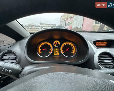 Синій Опель Корса, об'ємом двигуна 1.36 л та пробігом 245 тис. км за 5999 $, фото 39 на Automoto.ua