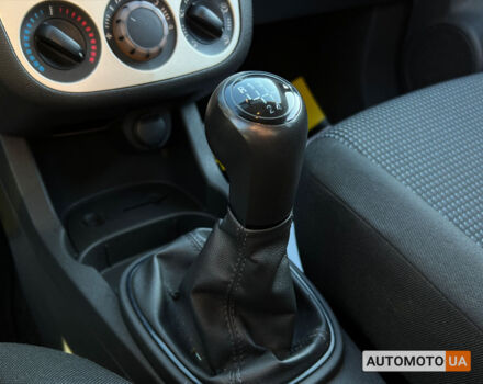 Синий Опель Корса, объемом двигателя 1.2 л и пробегом 194 тыс. км за 5200 $, фото 14 на Automoto.ua