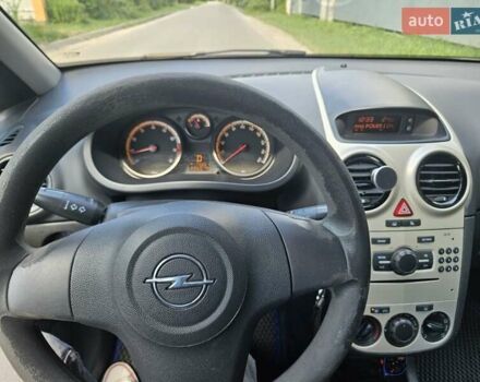Синий Опель Корса, объемом двигателя 1.4 л и пробегом 226 тыс. км за 6100 $, фото 12 на Automoto.ua