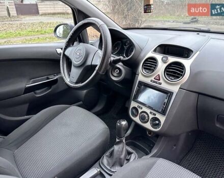 Синій Опель Корса, об'ємом двигуна 1 л та пробігом 213 тис. км за 4300 $, фото 17 на Automoto.ua