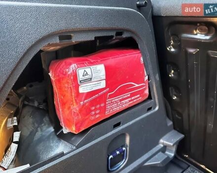 Синій Опель Корса, об'ємом двигуна 1 л та пробігом 213 тис. км за 4300 $, фото 27 на Automoto.ua