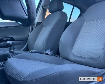 Синий Опель Корса, объемом двигателя 1 л и пробегом 137 тыс. км за 5800 $, фото 8 на Automoto.ua
