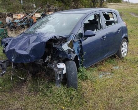 Синій Опель Корса, об'ємом двигуна 1 л та пробігом 143 тис. км за 500 $, фото 6 на Automoto.ua