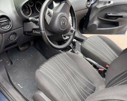 Опель Корса 2009 в Бобровице на Automoto.ua Синий Опель Корса, объемом двигателя 1.36 л и пробегом 245 тыс. км за 6800 $, фото 3 на Automoto.ua