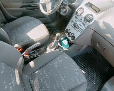 Синій Опель Корса, об'ємом двигуна 1.2 л та пробігом 186 тис. км за 5300 $, фото 12 на Automoto.ua