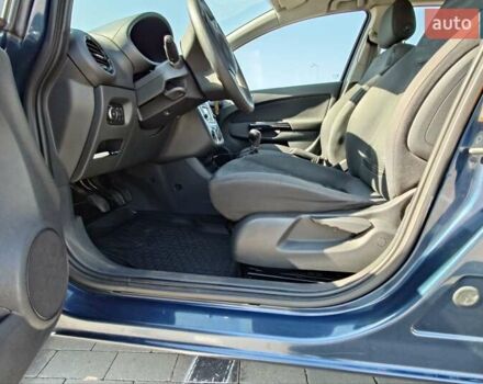 Синій Опель Корса, об'ємом двигуна 1.3 л та пробігом 180 тис. км за 6500 $, фото 13 на Automoto.ua