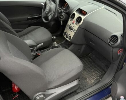 Синій Опель Корса, об'ємом двигуна 0 л та пробігом 250 тис. км за 2500 $, фото 2 на Automoto.ua