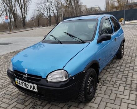Синий Опель Корса, объемом двигателя 1 л и пробегом 300 тыс. км за 850 $, фото 1 на Automoto.ua