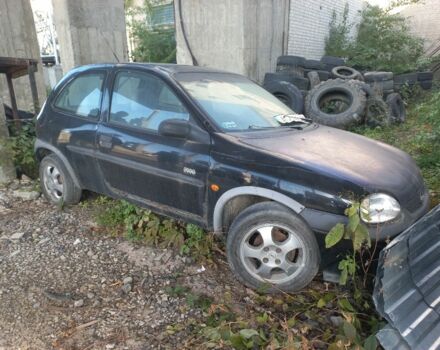 Опель Корса 2001 в Луцке на Automoto.ua Синий Опель Корса, объемом двигателя 0 л и пробегом 100 тыс. км за 100 $, фото 1 на Automoto.ua