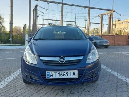Опель Корса 2010 у Чернівцях на Automoto.ua Синій Опель Корса, об'ємом двигуна 1.2 л та пробігом 296 тис. км за 4800 $, фото 1 на Automoto.ua