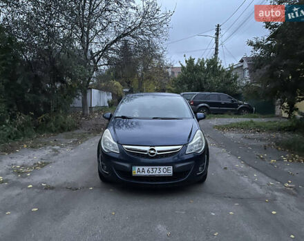 Синий Опель Корса, объемом двигателя 1.23 л и пробегом 125 тыс. км за 4800 $, фото 1 на Automoto.ua