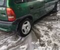 Зеленый Опель Корса, объемом двигателя 1.39 л и пробегом 330 тыс. км за 1800 $, фото 3 на Automoto.ua