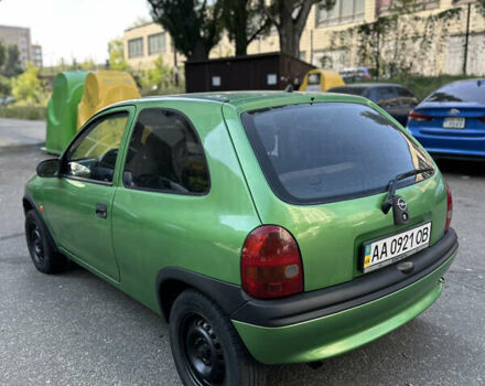 Зеленый Опель Корса, объемом двигателя 1.4 л и пробегом 215 тыс. км за 2000 $, фото 4 на Automoto.ua