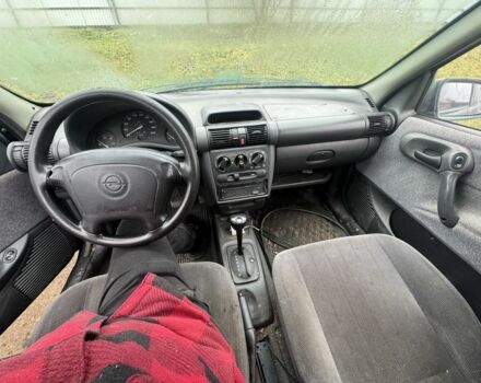 Зеленый Опель Корса, объемом двигателя 0 л и пробегом 100 тыс. км за 399 $, фото 8 на Automoto.ua