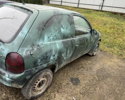 Зеленый Опель Корса, объемом двигателя 0 л и пробегом 100 тыс. км за 399 $, фото 1 на Automoto.ua