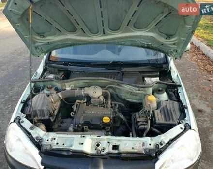 Зелений Опель Корса, об'ємом двигуна 0.97 л та пробігом 208 тис. км за 2500 $, фото 11 на Automoto.ua