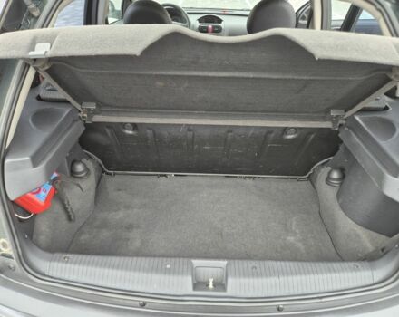 Опель Корса 2002 в Виннице на Automoto.ua Зеленый Опель Корса, объемом двигателя 1.2 л и пробегом 189 тыс. км за 2600 $, фото 16 на Automoto.ua