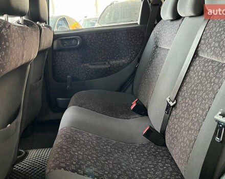 Зелений Опель Корса, об'ємом двигуна 1.2 л та пробігом 100 тис. км за 4800 $, фото 18 на Automoto.ua