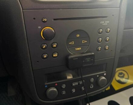 Зелений Опель Корса, об'ємом двигуна 1.2 л та пробігом 100 тис. км за 4800 $, фото 13 на Automoto.ua