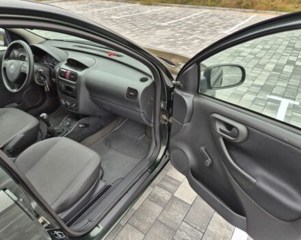 Опель Корса 2002 в Виннице на Automoto.ua Зеленый Опель Корса, объемом двигателя 1.2 л и пробегом 189 тыс. км за 2600 $, фото 9 на Automoto.ua