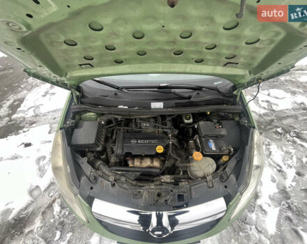 Зеленый Опель Корса, объемом двигателя 1.4 л и пробегом 214 тыс. км за 5500 $, фото 11 на Automoto.ua