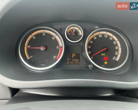 Зеленый Опель Корса, объемом двигателя 1.4 л и пробегом 214 тыс. км за 5500 $, фото 2 на Automoto.ua