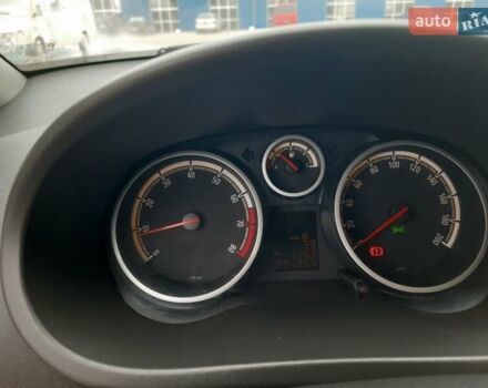 Зеленый Опель Корса, объемом двигателя 1.4 л и пробегом 235 тыс. км за 4500 $, фото 11 на Automoto.ua