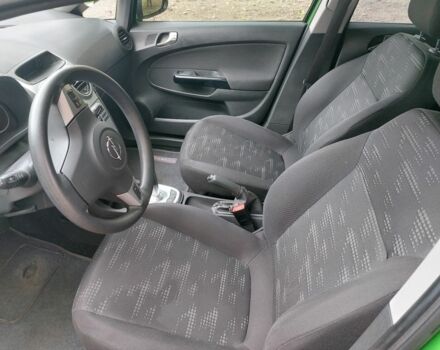 Опель Корса 2012 в Днепре (Днепропетровске) на Automoto.ua Зеленый Опель Корса, объемом двигателя 1.2 л и пробегом 107 тыс. км за 6400 $, фото 3 на Automoto.ua