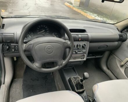 Зелений Опель Корса, об'ємом двигуна 1.2 л та пробігом 228 тис. км за 1500 $, фото 14 на Automoto.ua