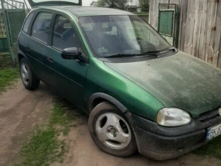 Опель Корса 1996 у Остоге на Automoto.ua Зелений Опель Корса, об'ємом двигуна 1.4 л та пробігом 300 тис. км за 1500 $, фото 1 на Automoto.ua