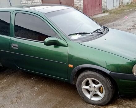Зеленый Опель Корса, объемом двигателя 0 л и пробегом 100 тыс. км за 1400 $, фото 1 на Automoto.ua