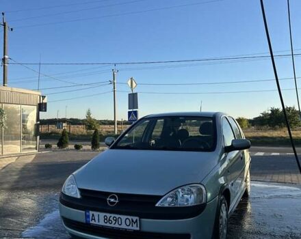 Зеленый Опель Корса, объемом двигателя 1.2 л и пробегом 143 тыс. км за 3900 $, фото 1 на Automoto.ua