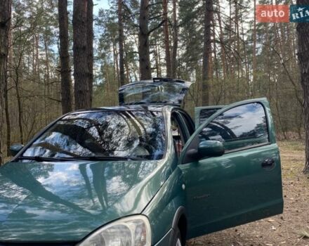 Зеленый Опель Корса, объемом двигателя 1.2 л и пробегом 176 тыс. км за 3200 $, фото 1 на Automoto.ua