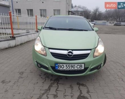 Зеленый Опель Корса, объемом двигателя 1.4 л и пробегом 235 тыс. км за 4500 $, фото 1 на Automoto.ua
